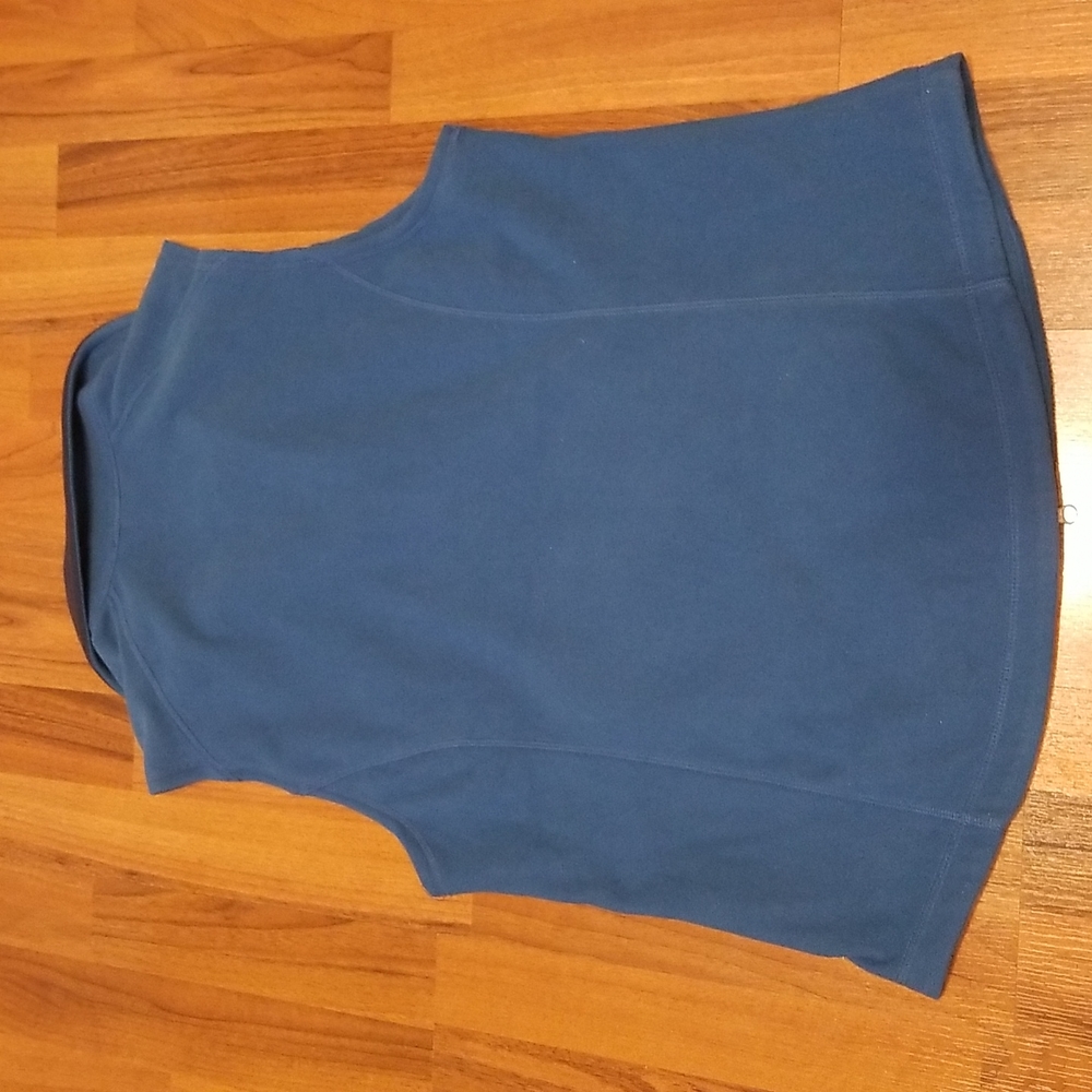 3/$15 or 5/$25 Lands' End Blue Soft Lightweight Fleece Vest Navy Collar Medium - Picture 8 of 8